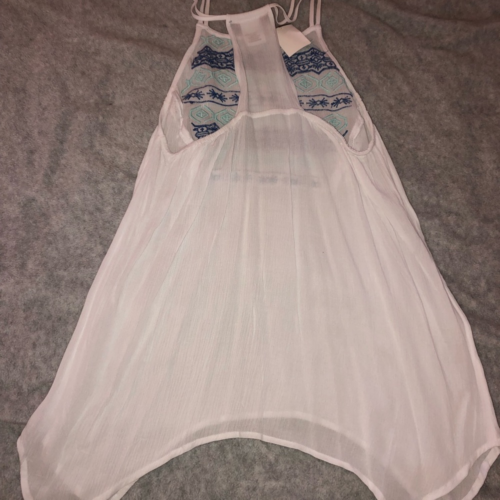 Top - Picture 2 of 2